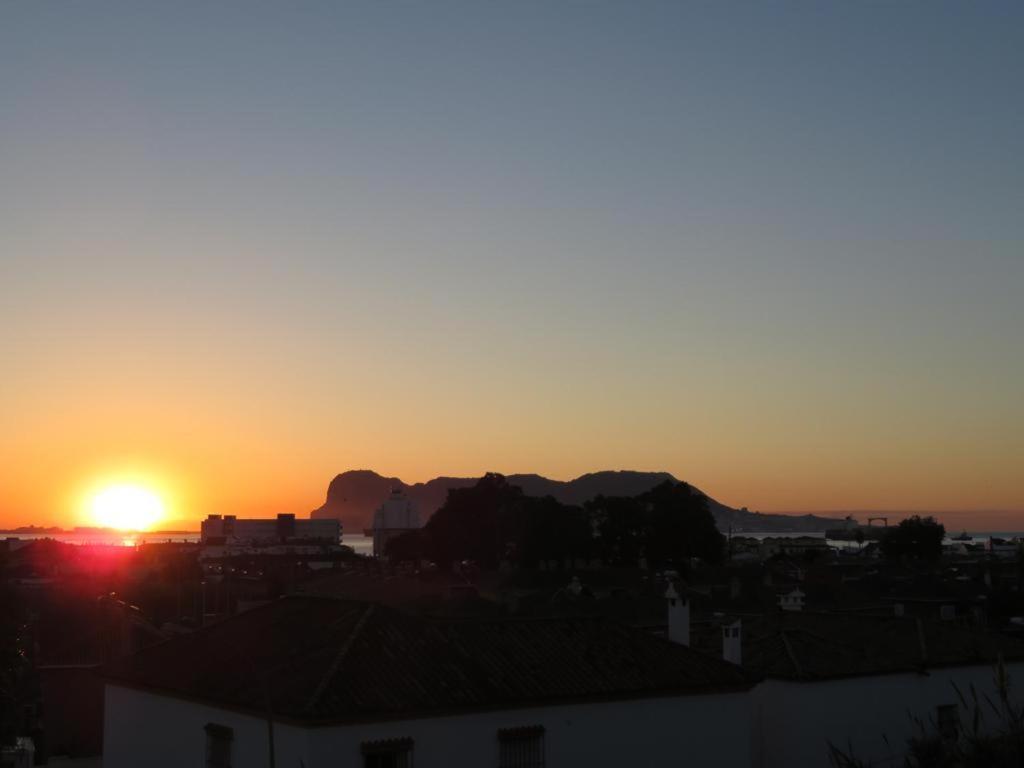 Appartement En Zona Playa Con Vistas A La Bahia
